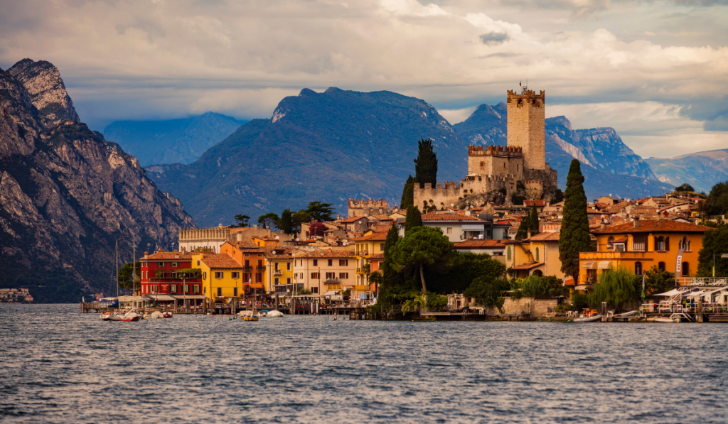 beautiful photo of Malcesine, Lake Garda, Italy  ee220324