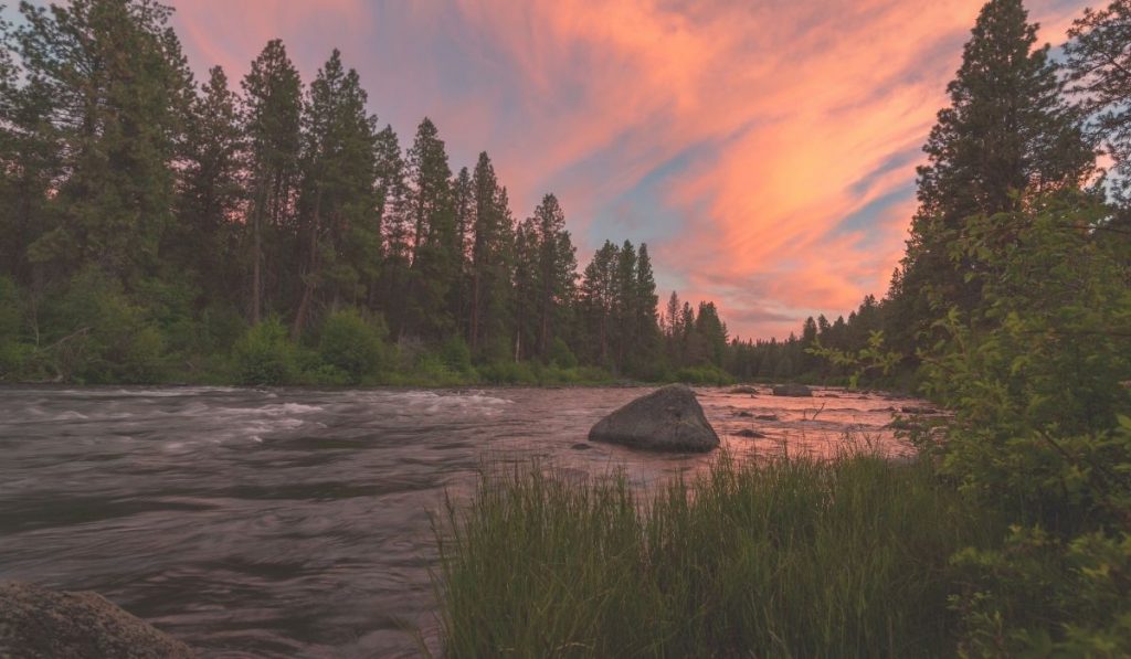 sunset at Deschutes River - ee220329